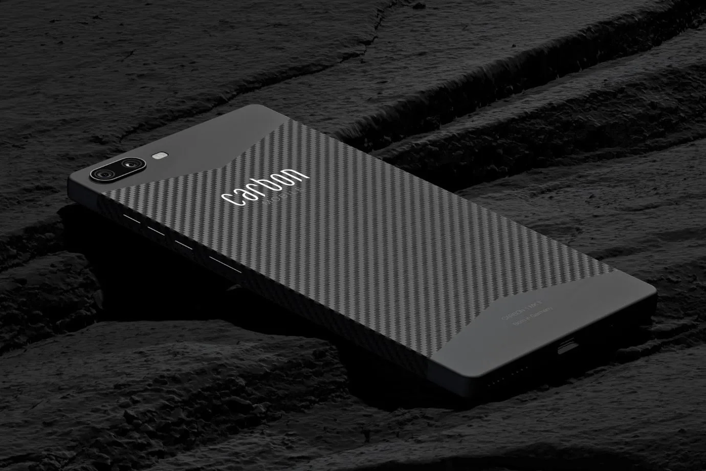 World's first carbon fibre smartphone
