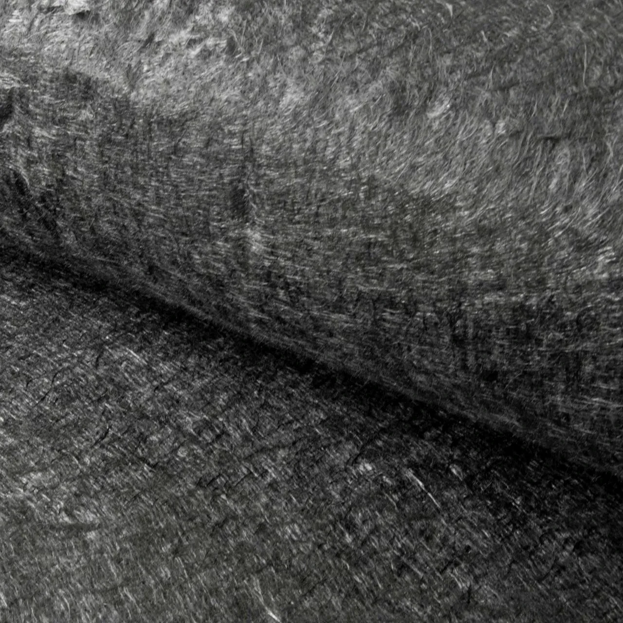 Recycled carbon fiber nonwoven mat