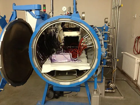 Over or an Autoclave for thermoset solidification